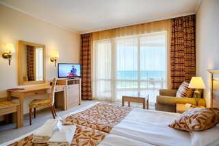 Курортные отели DIT Majestic Beach Resort Солнечный Берег Стандартный двухместный номер с 2 отдельными кроватями (максимум 2 взрослых и 1 ребенок)-6