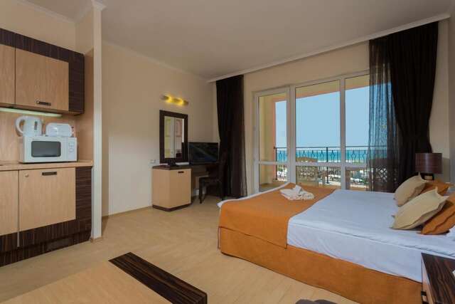 Курортные отели DIT Majestic Beach Resort Солнечный Берег-5